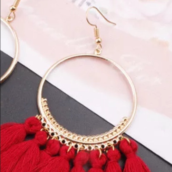 Fringe or Tassel Red Thread Earrings-New - Picture 4 of 5